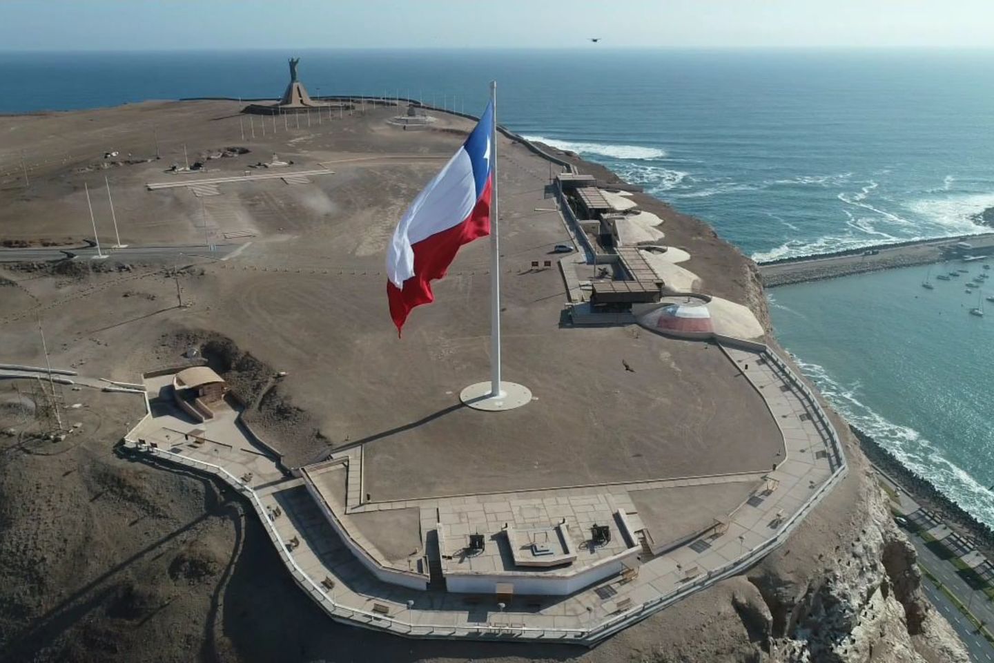 Elementos patrimoniales del Morro de Arica vinculados a memoria e identidad